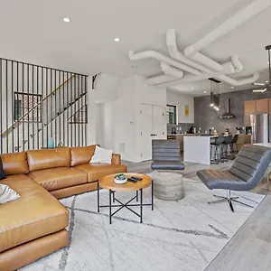 The Elegant Estate - Modern In , Columbus United States